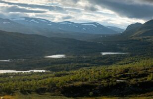 Upper Máranjåhkå river valley