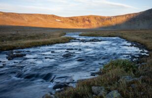 Stream from Tjievrajávrre