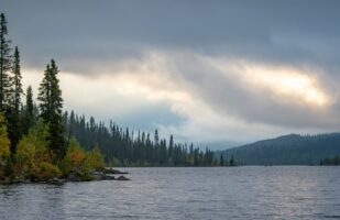 Stuor Dáhtá Lakeshore I