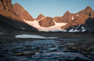 Kaskasatjåkka with glacier