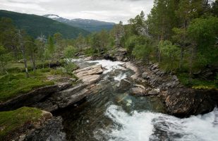 Tverråga Rapids