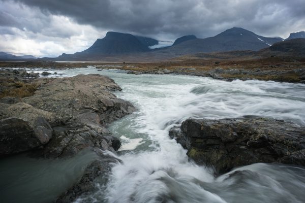 Guhkesvákkjåhkå and Ähpár mountains