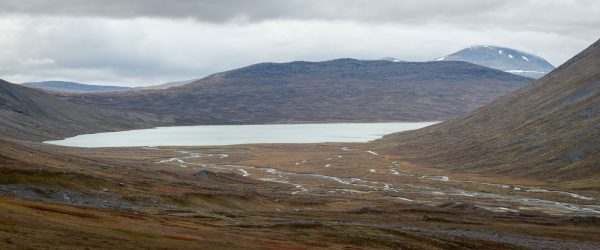 View towards Álggajávrre