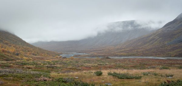 The mountain tops have disappeared...