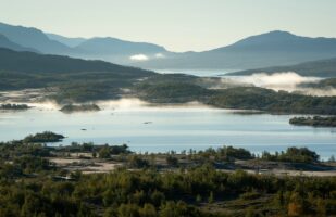 Morning mist on Pieskehaure