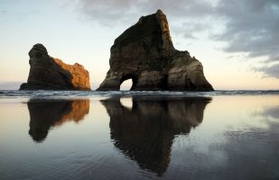 Wharariki Beach (West Coast) I